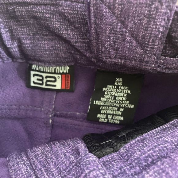 Girls’ Weatherproof 32 Degrees Ski Pants - Picture 3 of 3